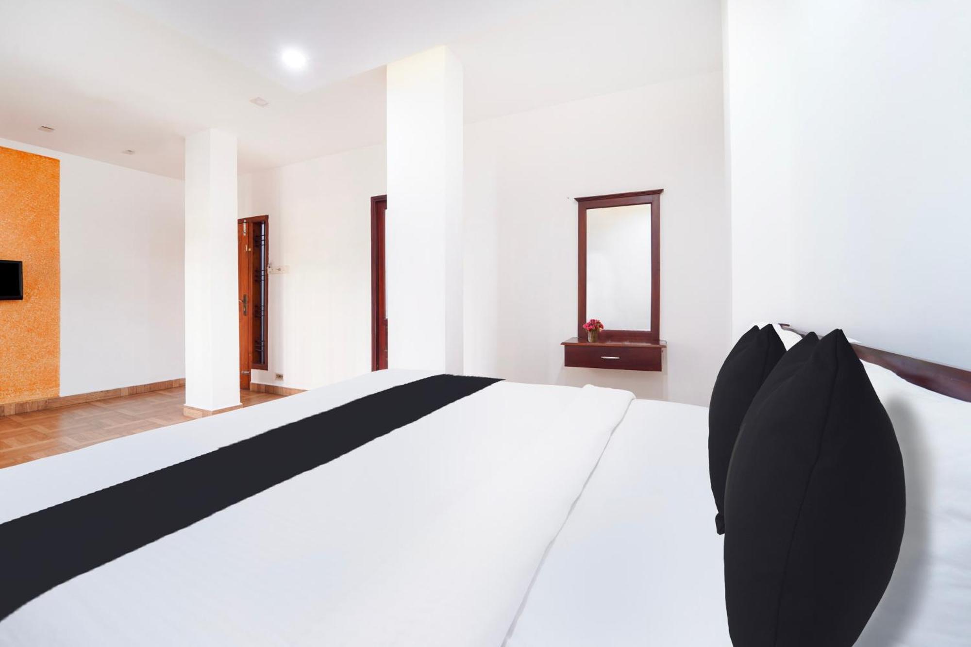 Super Townhouse City Center Ernakulam Kochi Zewnętrze zdjęcie