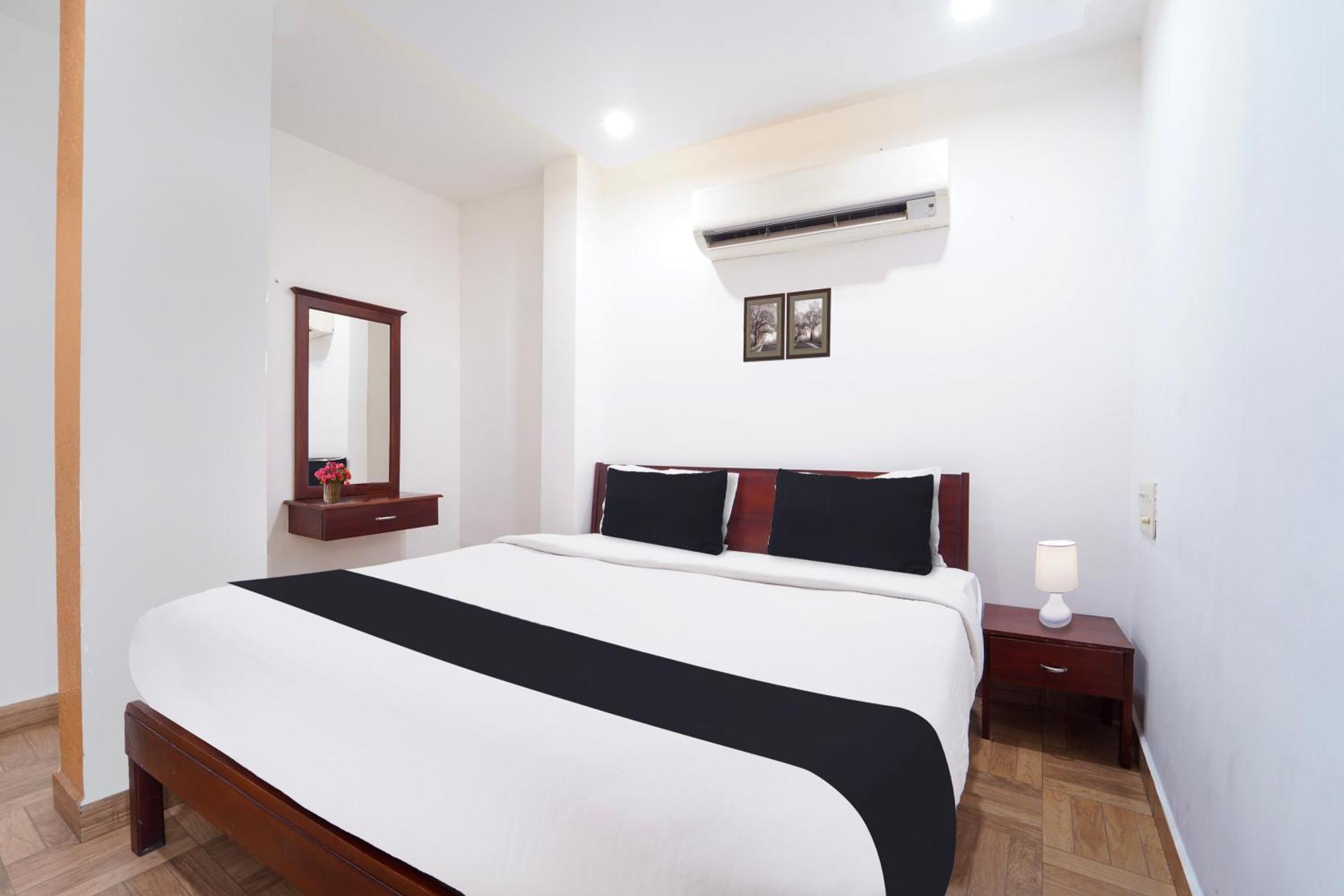Super Townhouse City Center Ernakulam Kochi Zewnętrze zdjęcie